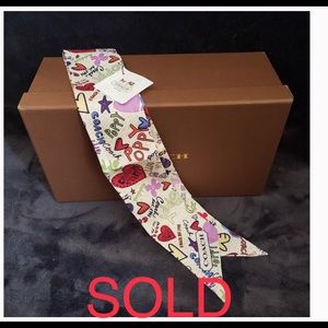 NWT Coach Poppy Graffiti Pony Scarf